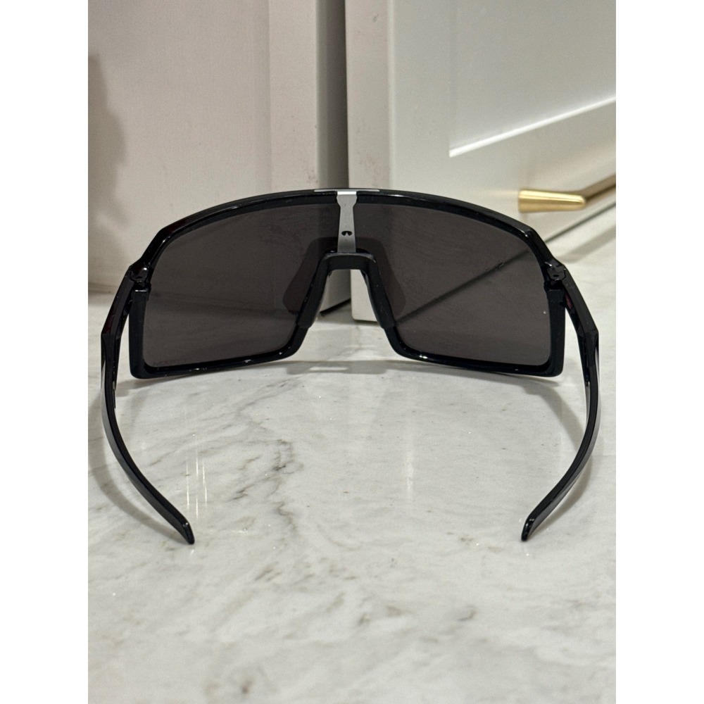 Oakley Sutro Sunglasses Unisex Black Prizm Shield OO9406-0137 Sport Style Run - Picture 7 of 9